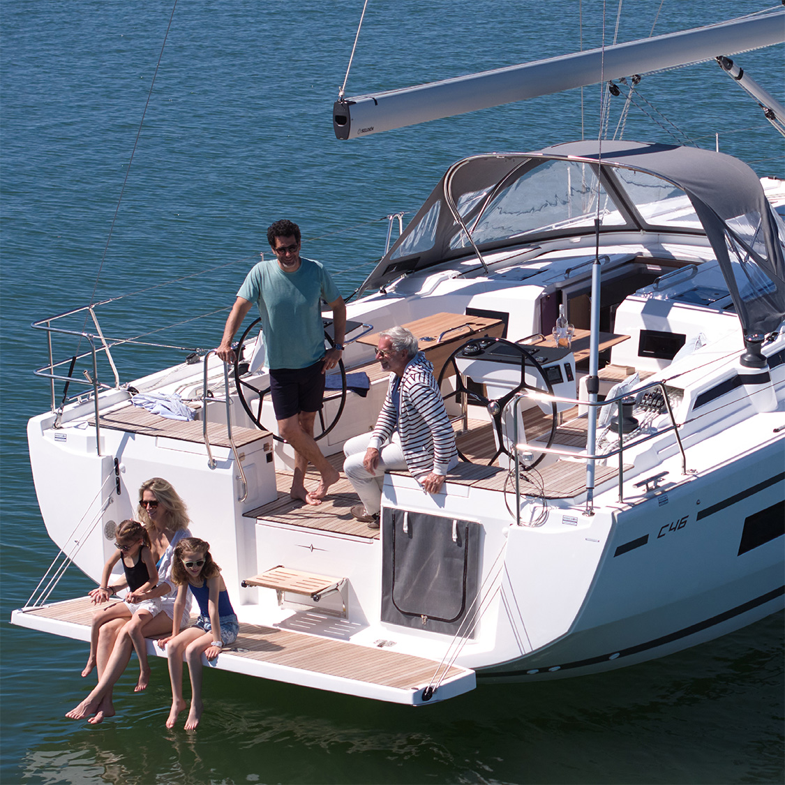 suncharter_family_yachtcharter_1.jpg