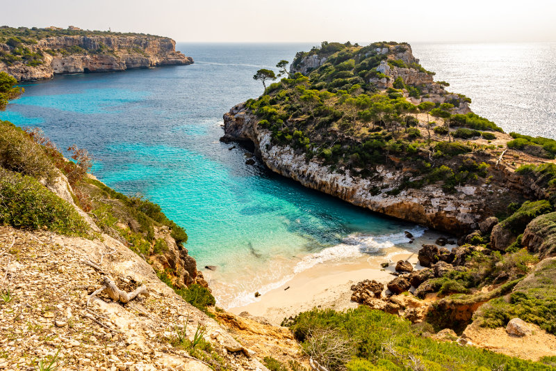 Yacht mieten Mallorca.jpg