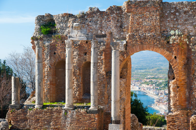 Yachting Sicily.jpg