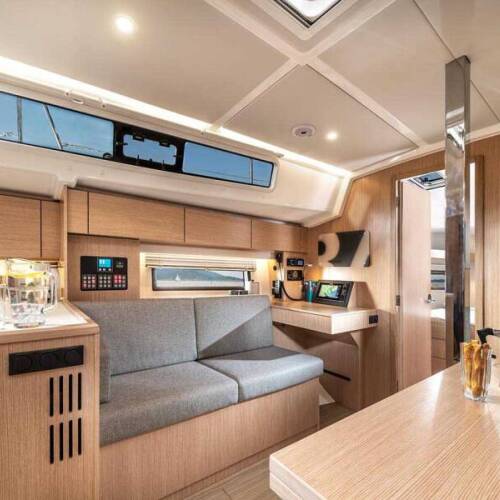 Bavaria C42 Style Aurelia