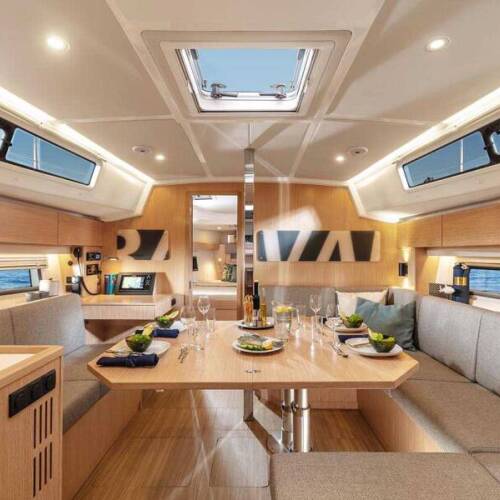 Bavaria C42 Style Aurelia