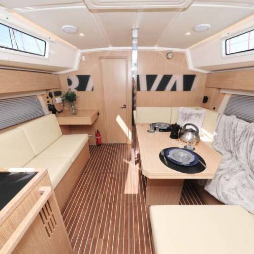 Bavaria C42 Style Leya