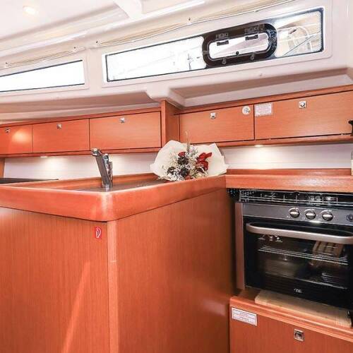 Bavaria Cruiser 34 Deneb