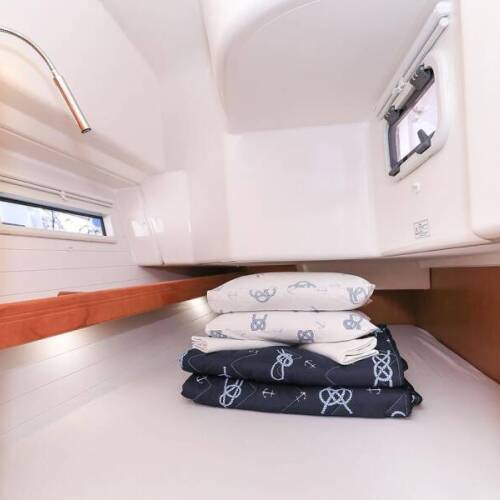 Bavaria Cruiser 34 Deneb