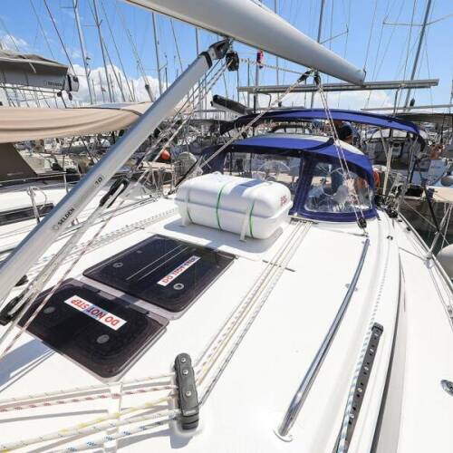 Bavaria Cruiser 34 Deneb