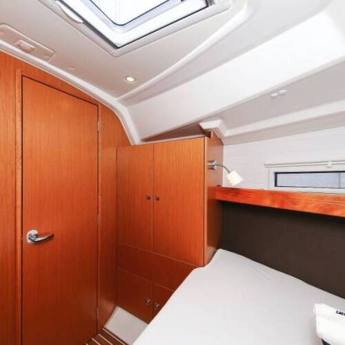 Bavaria Cruiser 37 Hang Loose