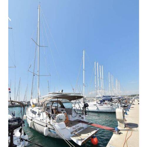 Bavaria Cruiser 37 Hang Loose