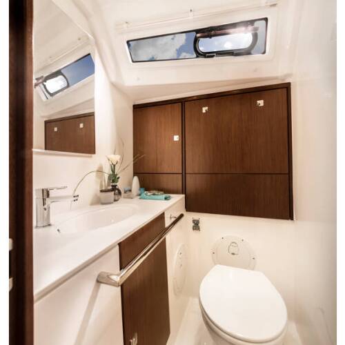 Bavaria Cruiser 46 Style Lyra