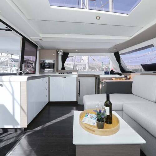 Fountaine Pajot Isla 40 Chilli