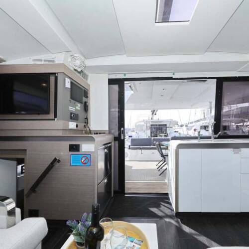 Fountaine Pajot Isla 40 Chilli