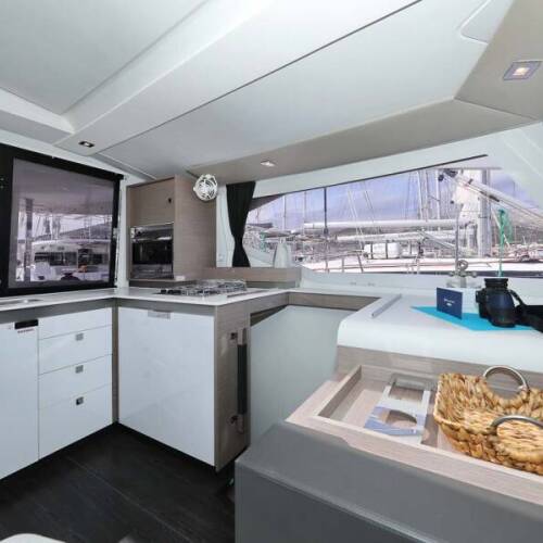 Fountaine Pajot Isla 40 Chilli