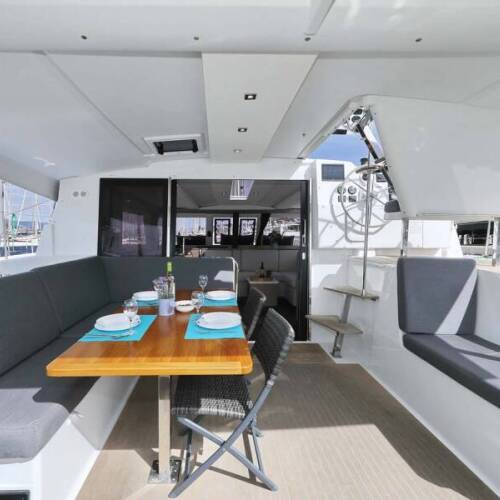 Fountaine Pajot Isla 40 Chilli