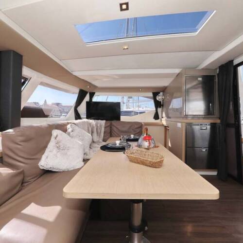 Fountaine Pajot Lucia 40 Tu Tamo 2