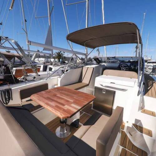 Nuva M9 Cabin Planac