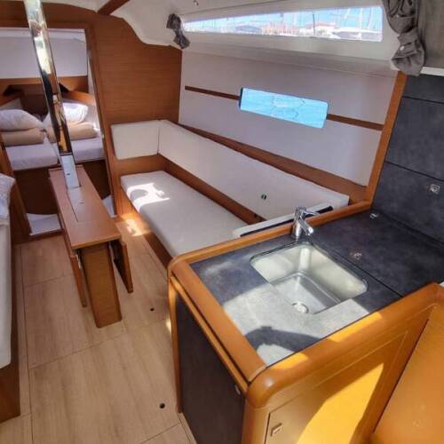 Sun Odyssey 349 Capraia