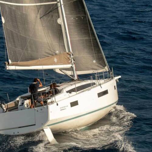 Sun Odyssey 410 Under Pressure