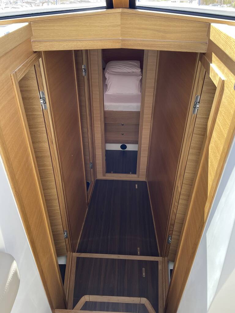 Adriana 44 FLY Baby Blue