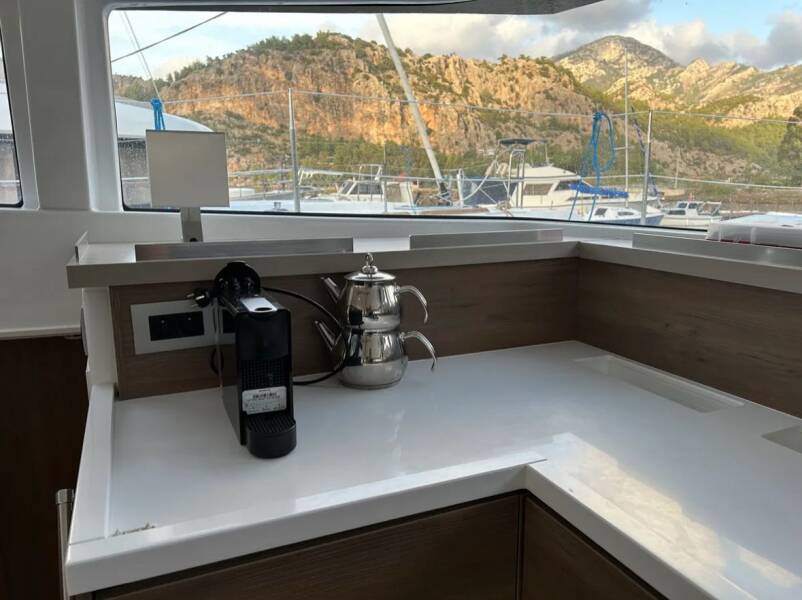 Bali 4.2 Sail Spazio