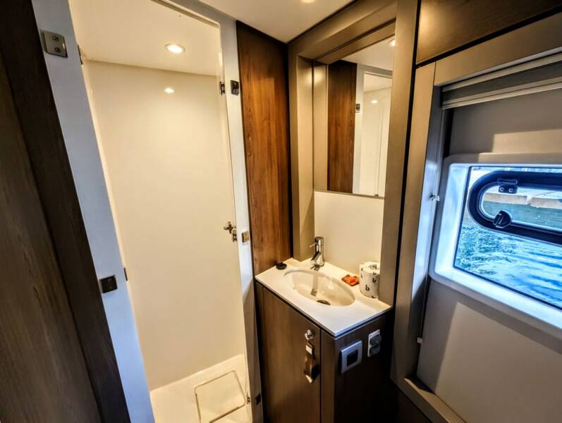 Bali 4.4 CURRENT BREAK