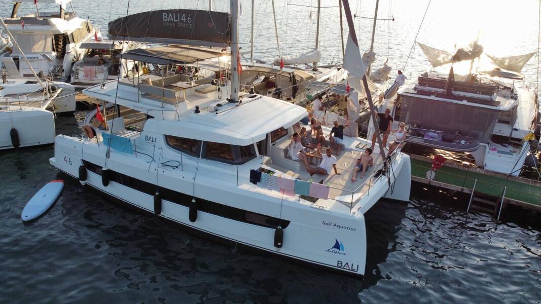 Bali 4.6 Sail Aquarius