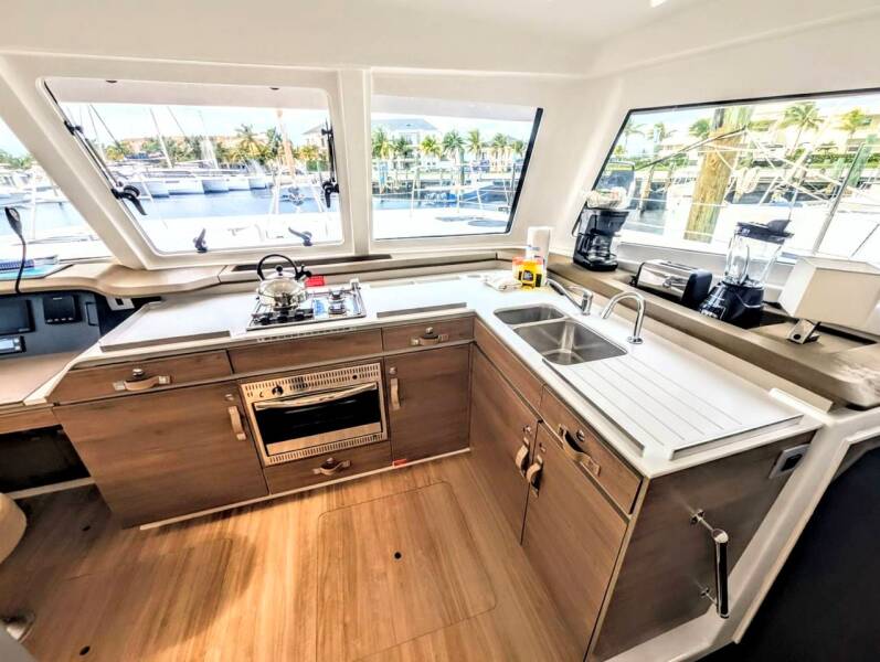 Bali Catspace OW PÜRRSEVERANCE