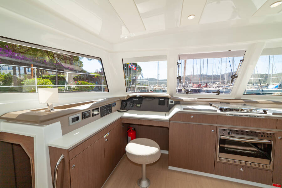 Bali Catspace Sail Solaris