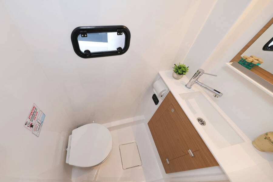 Bali Catspace Sapphire