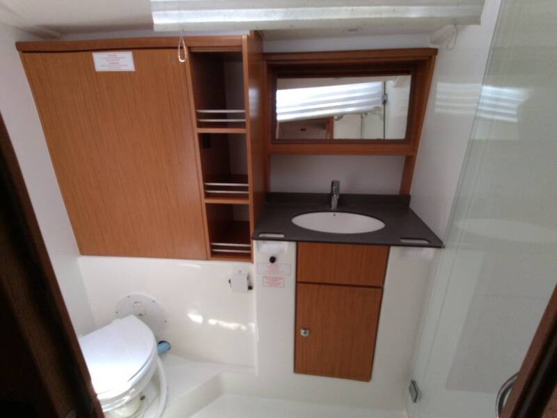 Bavaria 51 Cruiser Gin Tonic