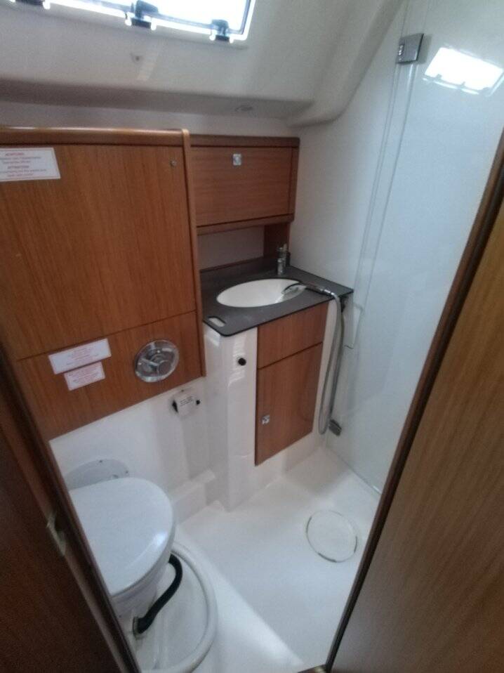 Bavaria 51 Cruiser Gin Tonic