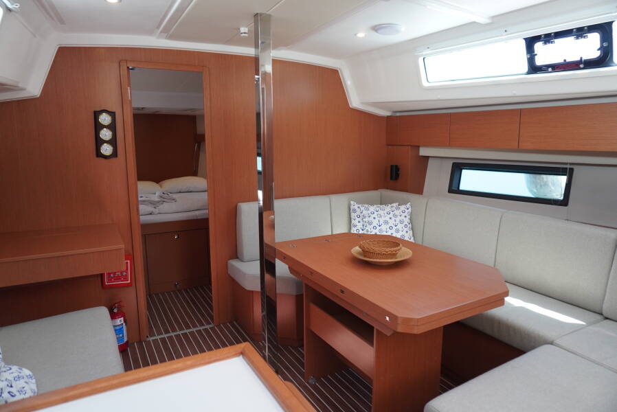 Bavaria C42 Alara 3