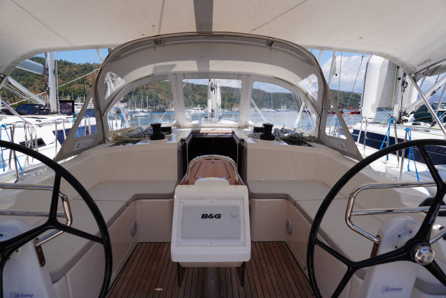 Bavaria C42 Alara 3
