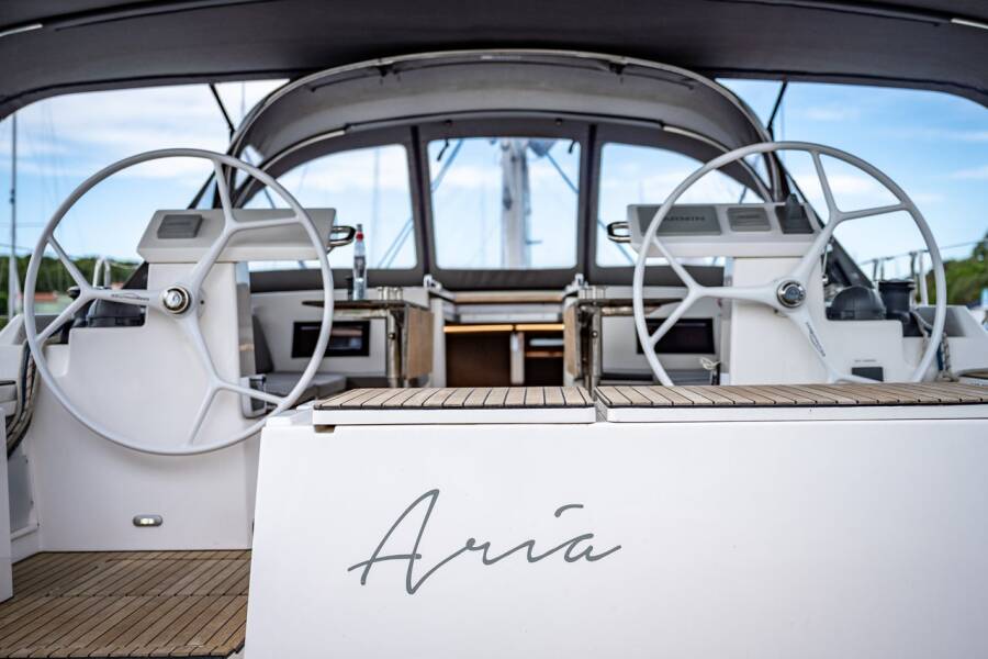 Bavaria C45 Style Aria
