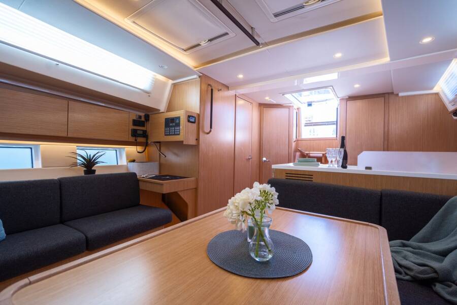 Bavaria C45 Style Aria