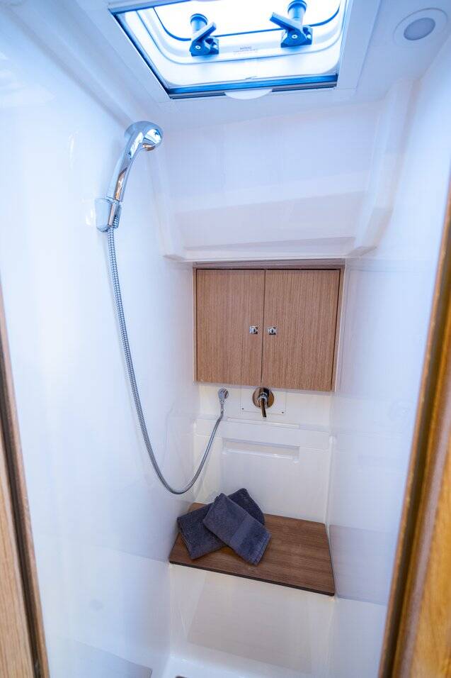 Bavaria C45 Style Aria