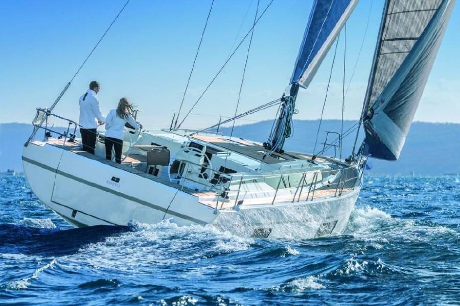 Bavaria C45 CLASS