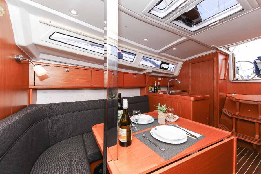 Bavaria Cruiser 34 Lara