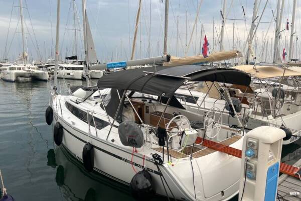 Bavaria Cruiser 34 Happy