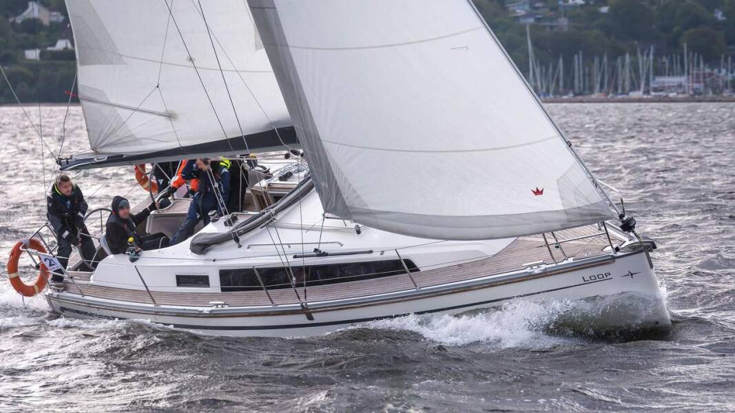 Bavaria Cruiser 34 Loop