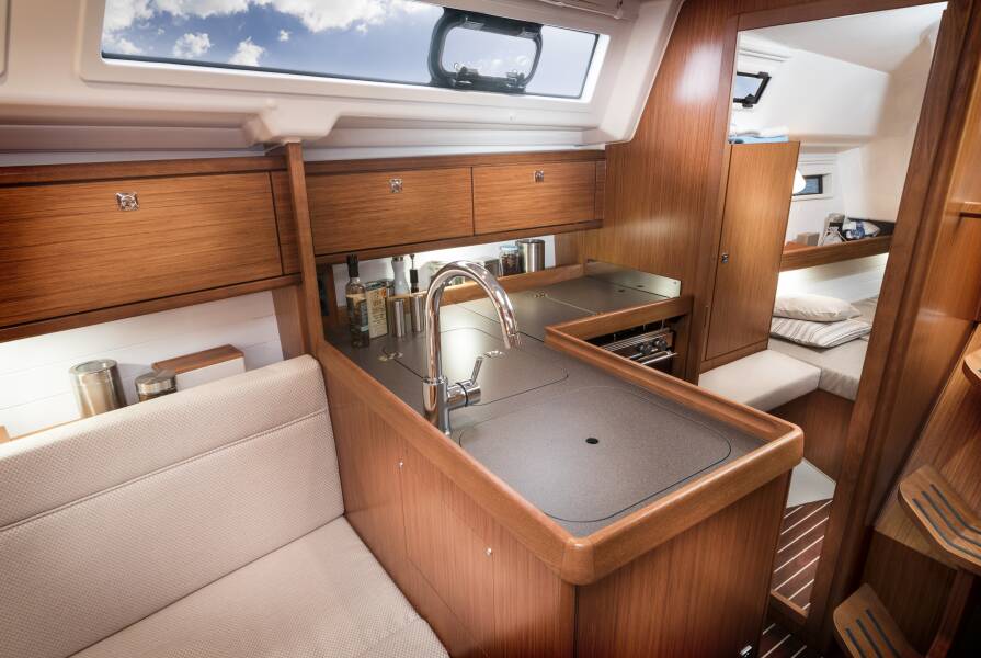 Bavaria Cruiser 34 TBD
