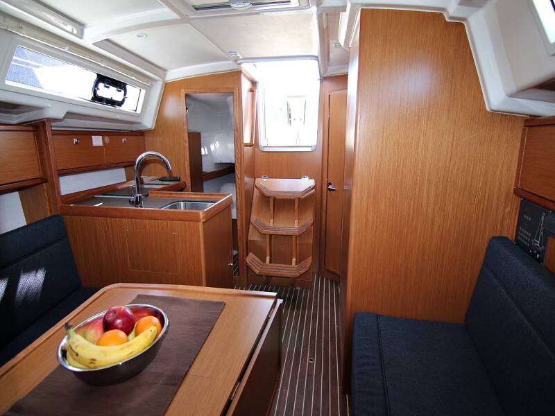 Bavaria Cruiser 34 Lucy