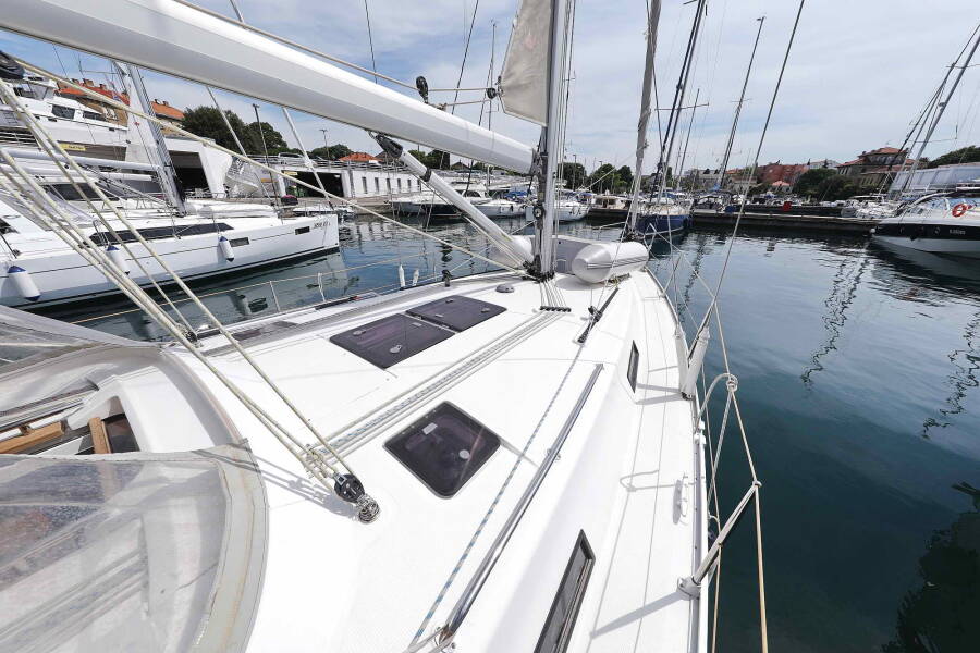 Bavaria Cruiser 36 ECONOMY