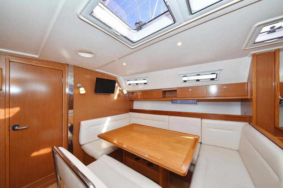 Bavaria Cruiser 40 ECONOMY