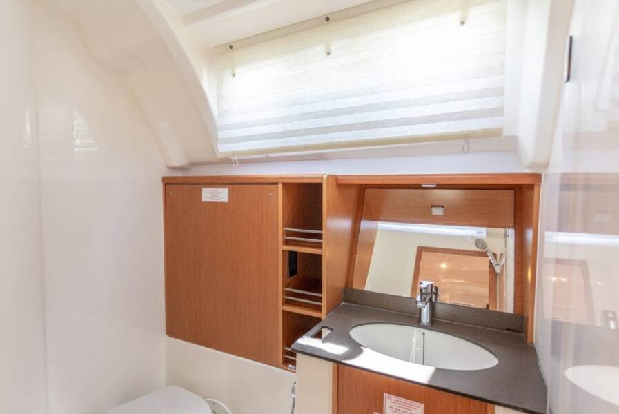 Bavaria Cruiser 41 Patches