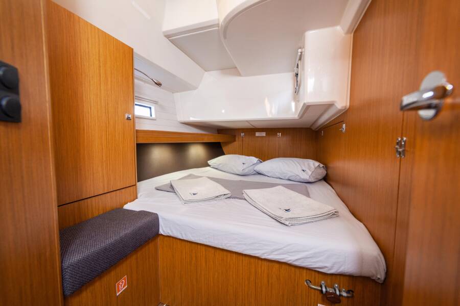 Bavaria Cruiser 46 Sail Vega