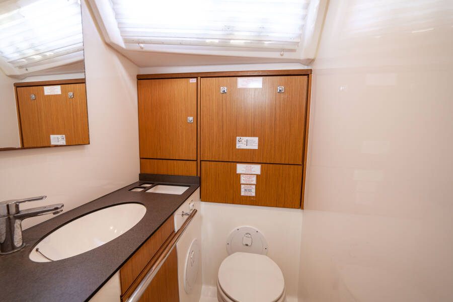 Bavaria Cruiser 46 Sail Vega