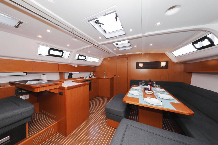 Bavaria Cruiser 51 silence one