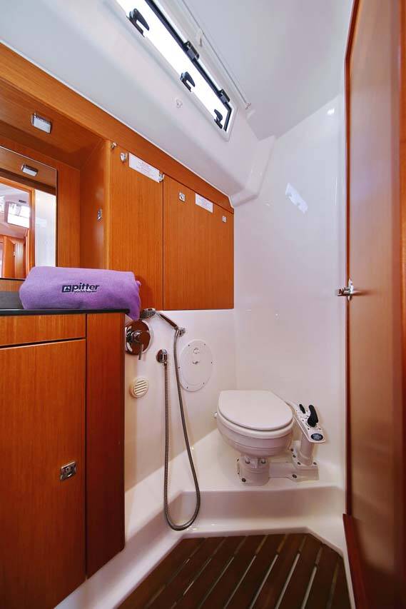 Bavaria Cruiser 56 El Karinjo