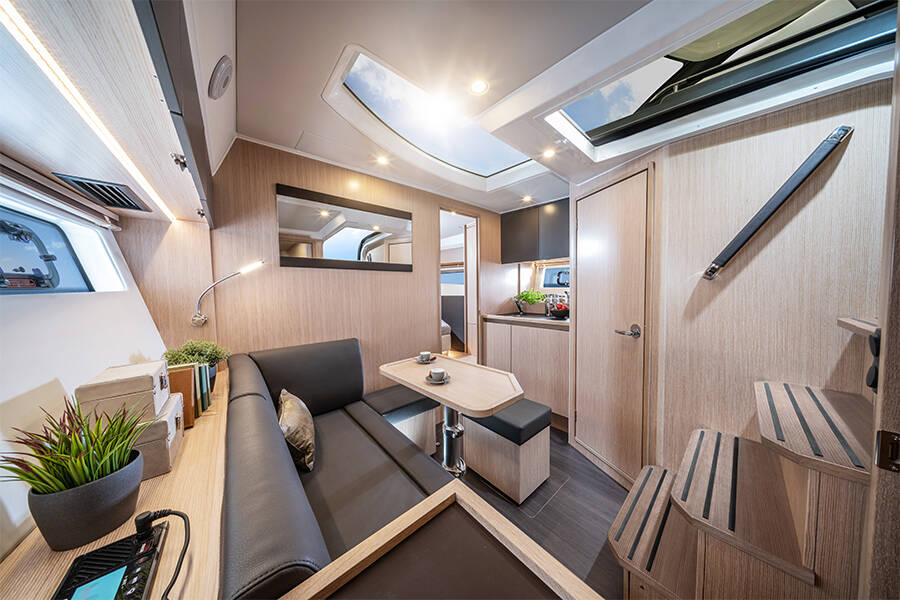 Bavaria SR36 Hard Top Villa Jahta