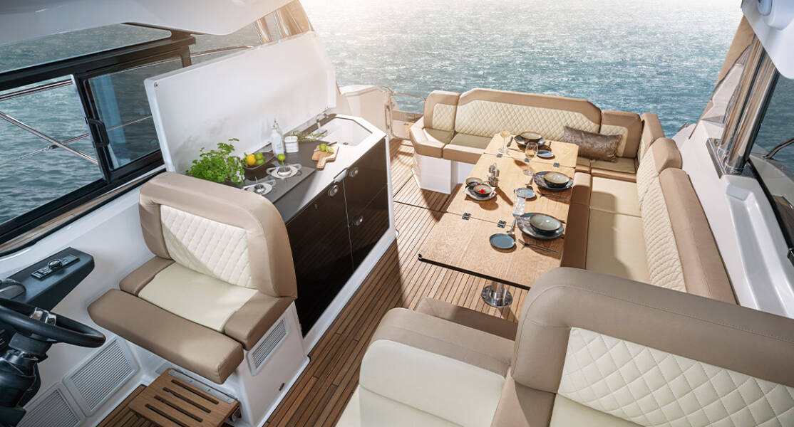 Bavaria SR36 Hard Top Lilian