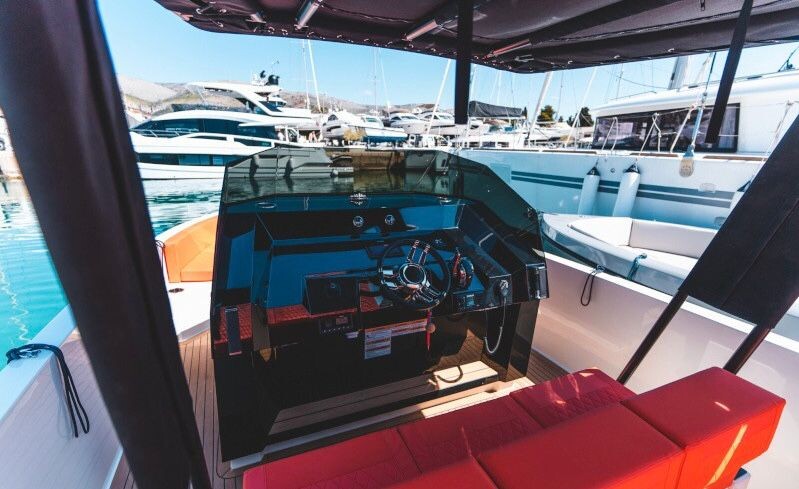 De Antonio D28 Open Lav